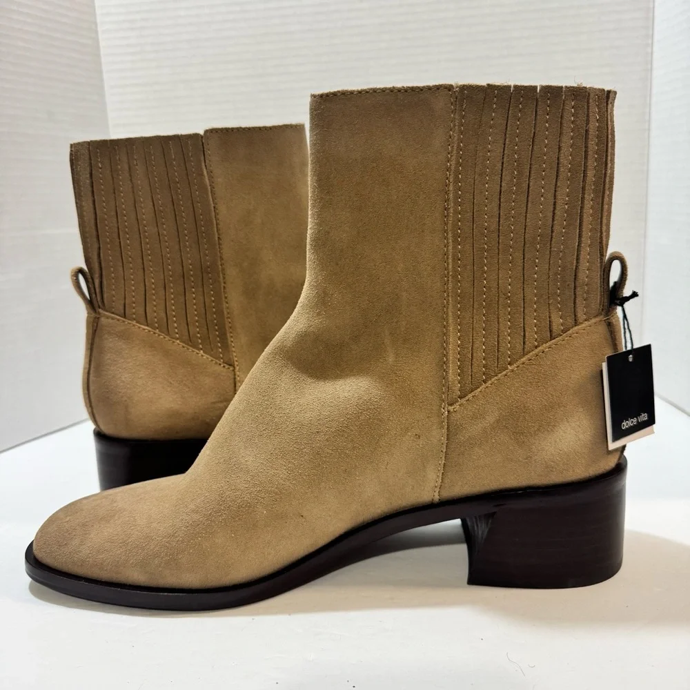 Dolce‎ Vita Linny Beige Ankle Booties
